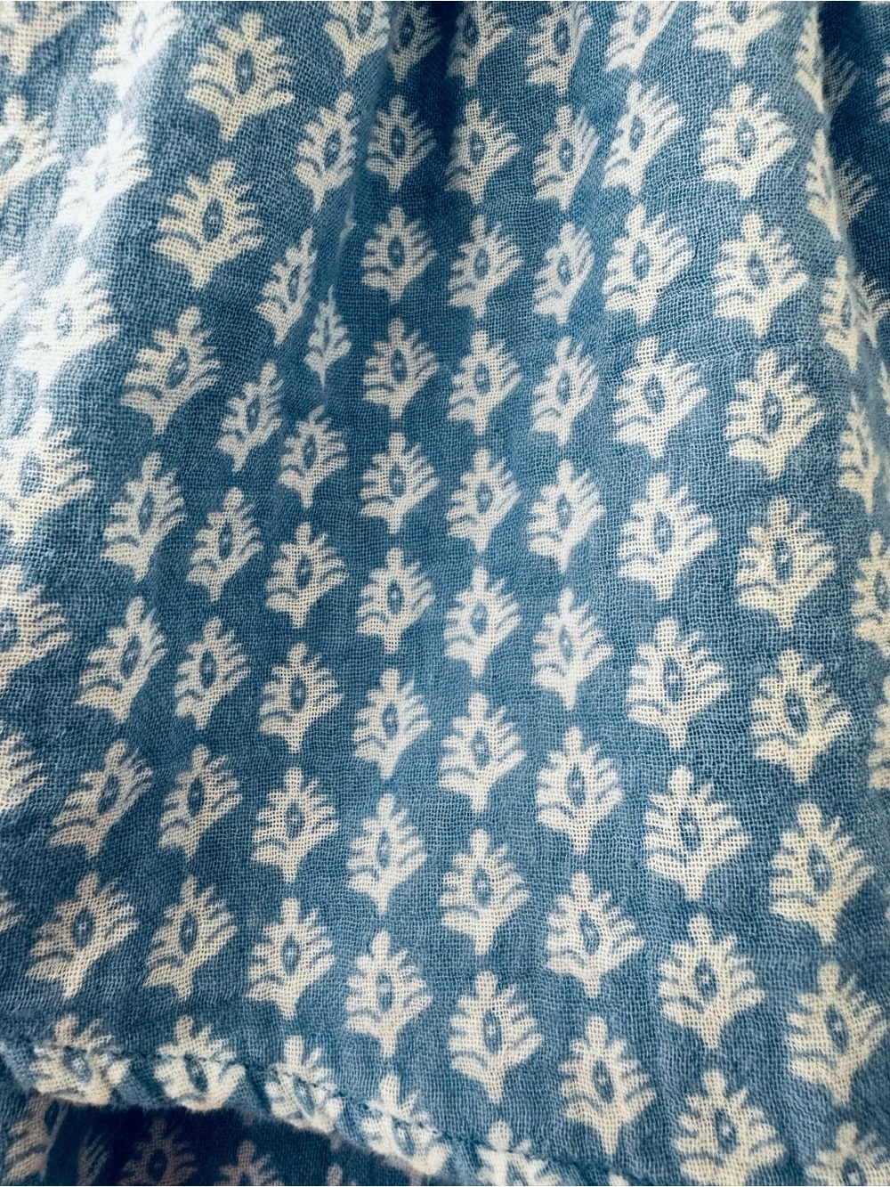 Vineyard Vines Martha’s Vineyard Smocked Waist Cotton Tiered Skirt - Picture 5 of 8